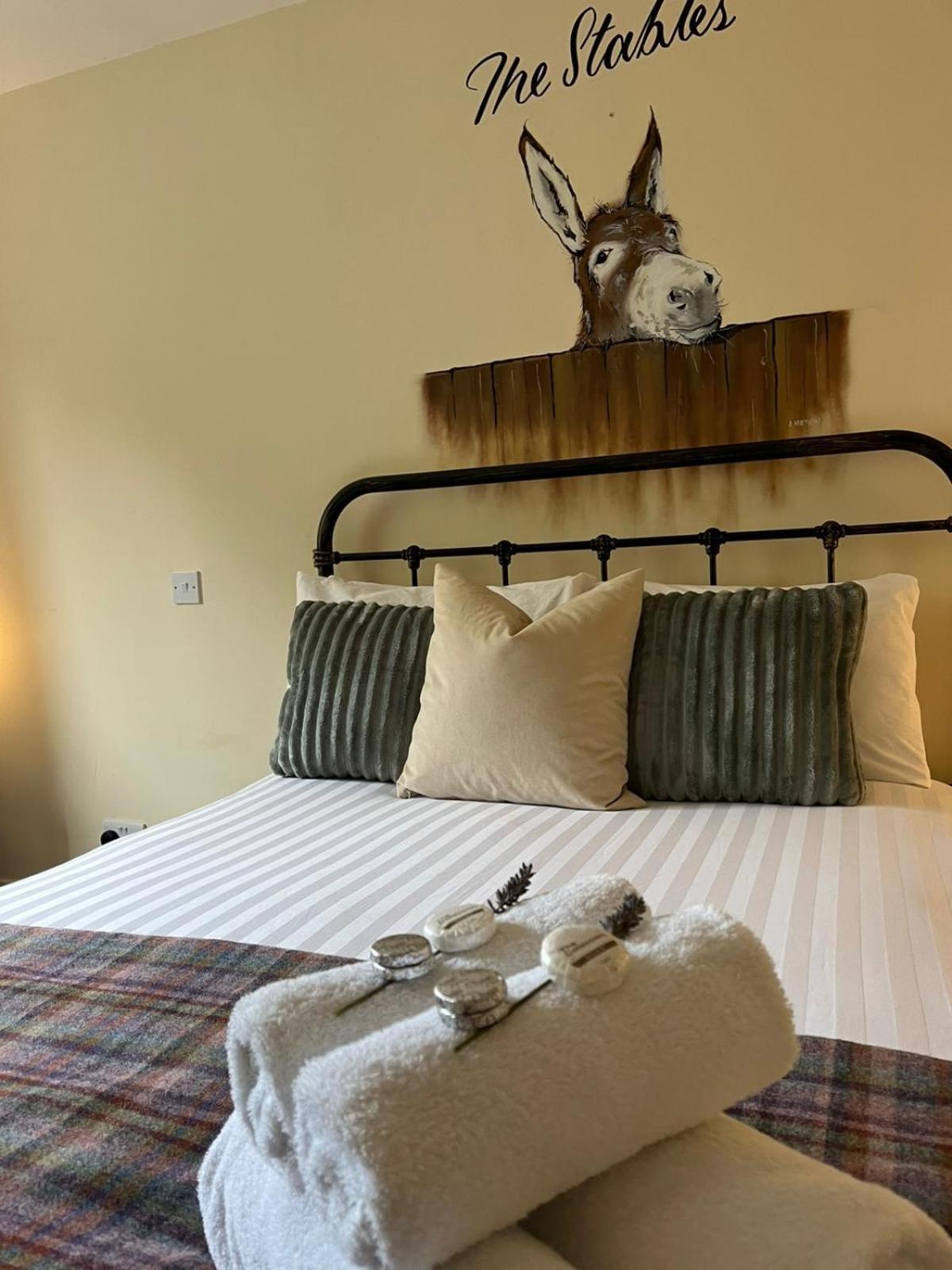 Farmyard Inn Youlgreave ภายนอก รูปภาพ